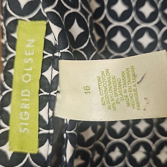 Sugrid Olsen Cropped Pants - Picture 4 of 4